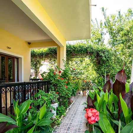 Tholeto Apartment Agios Gordios (Corfu)