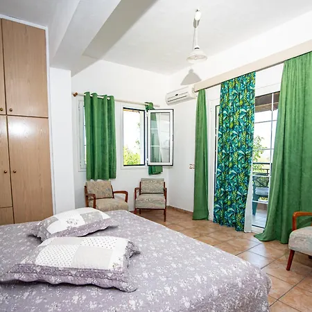 Tholeto * Agios Gordios (Corfu)